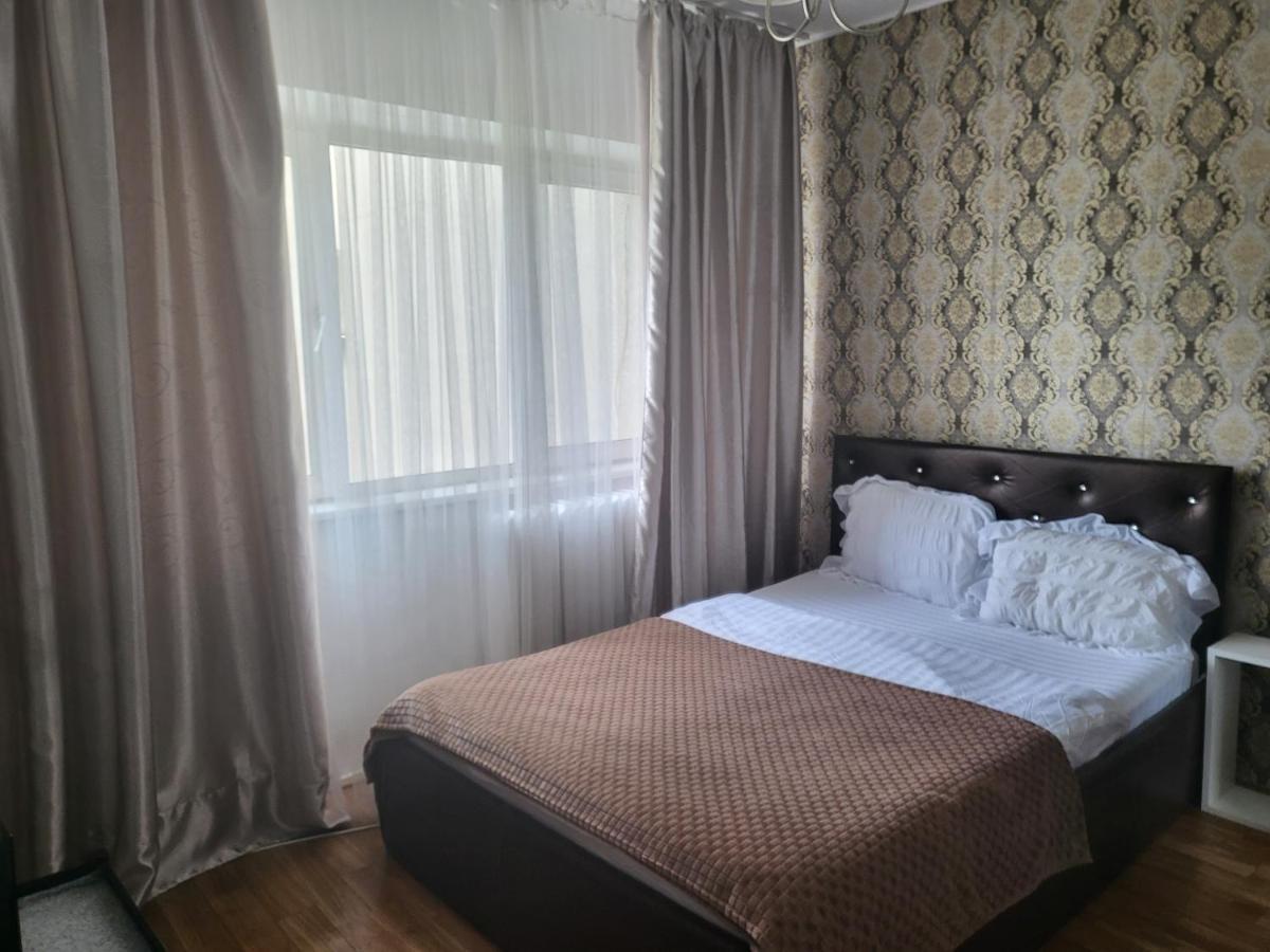 Apartament Cu 3 Camere Chiar In Inima Capitalei Bükreş Dış mekan fotoğraf
