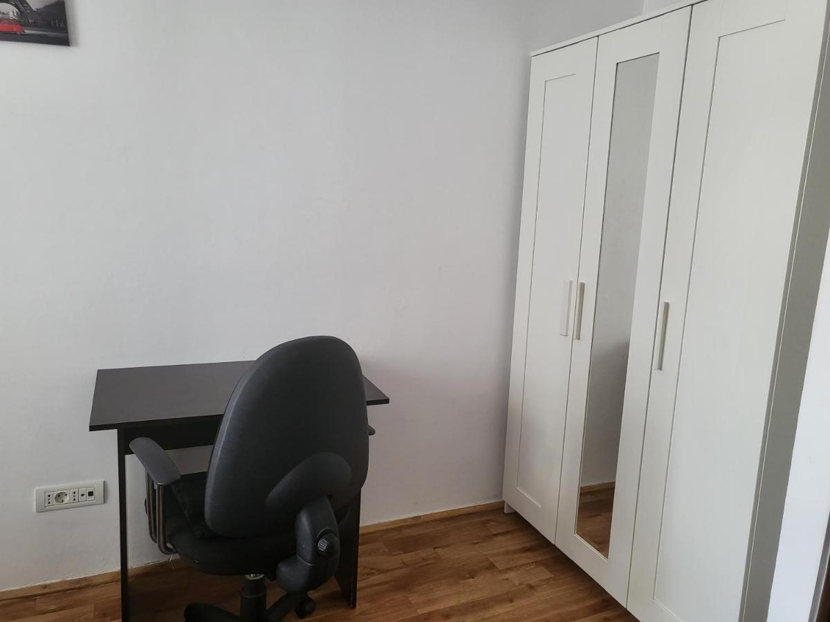 Apartament Cu 3 Camere Chiar In Inima Capitalei Bükreş Dış mekan fotoğraf