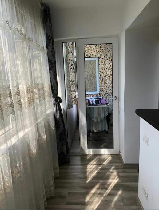 Apartament Cu 3 Camere Chiar In Inima Capitalei Bükreş Dış mekan fotoğraf
