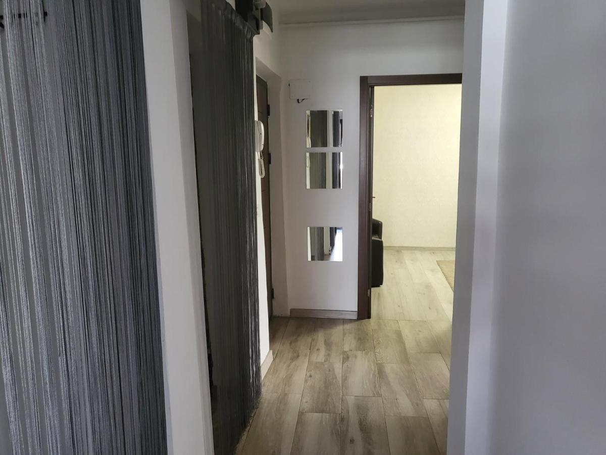 Apartament Cu 3 Camere Chiar In Inima Capitalei Bükreş Dış mekan fotoğraf