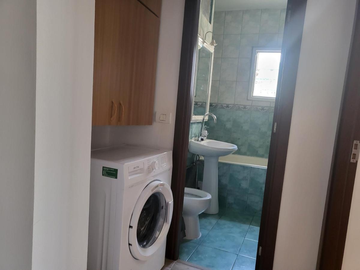 Apartament Cu 3 Camere Chiar In Inima Capitalei Bükreş Dış mekan fotoğraf